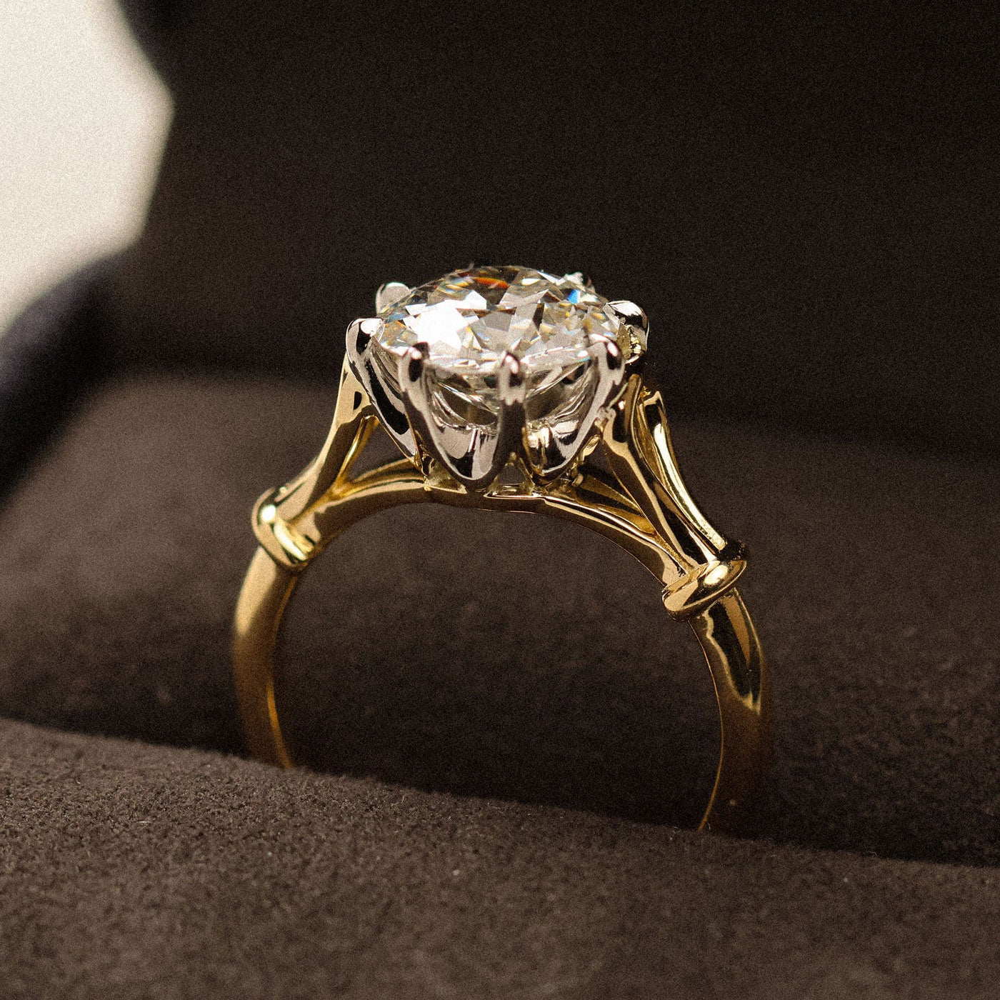 Why a Vintage Style Engagement Ring with Modern Durability Is the Smart Choice